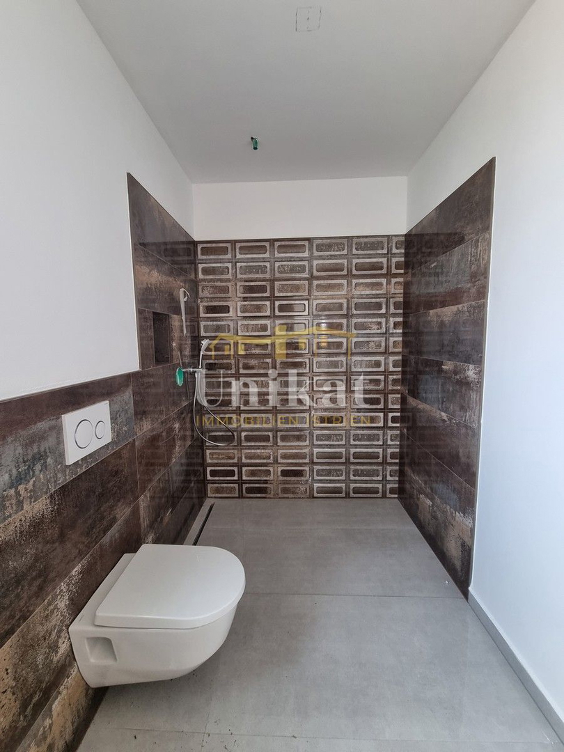 Casa nei dintorni di Višnjan - 4 camere da letto e piscina